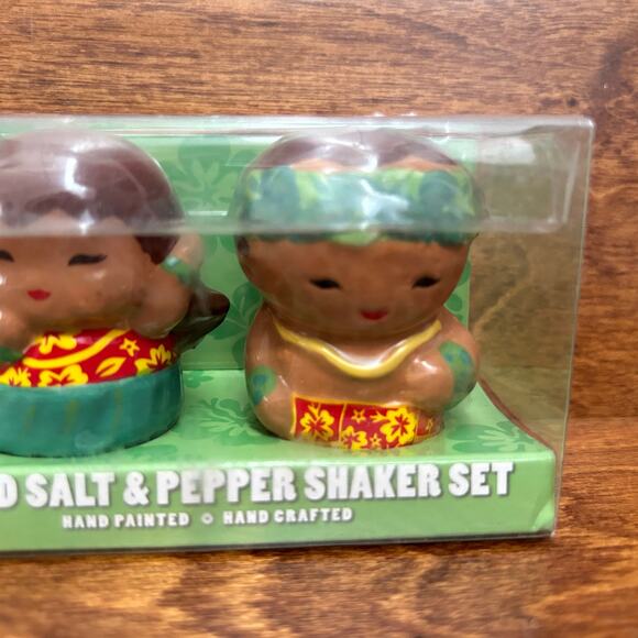 Island Salt and Pepper Shaker Set From Hawaii - Picture 3 of 4